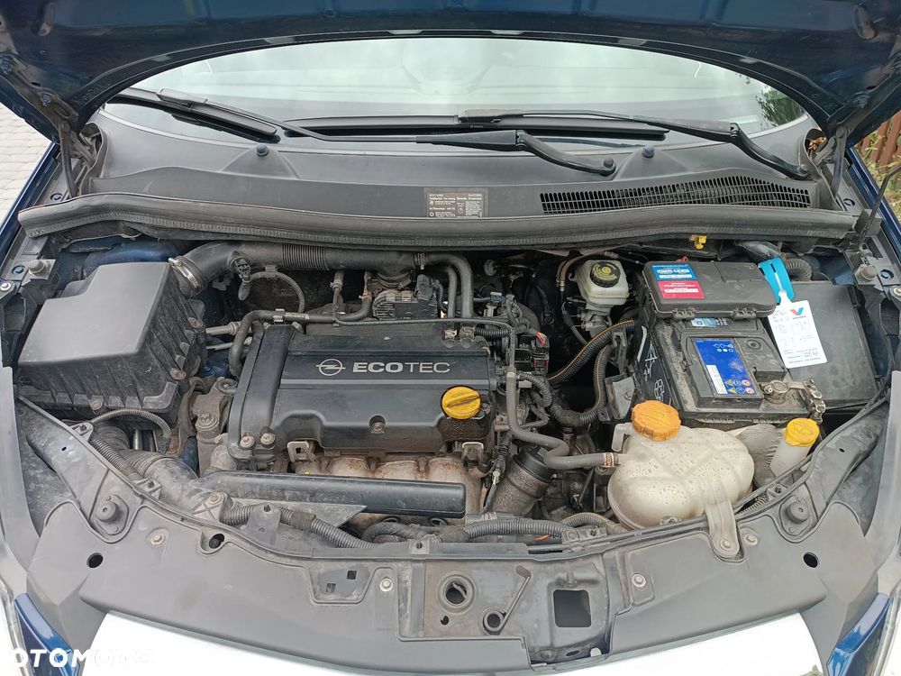 Opel Corsa 1.4 16V Cosmo - 16