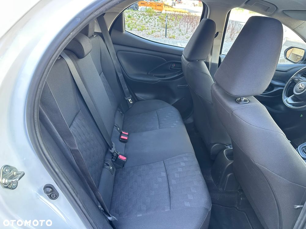 Toyota Yaris 1.0 Comfort - 13