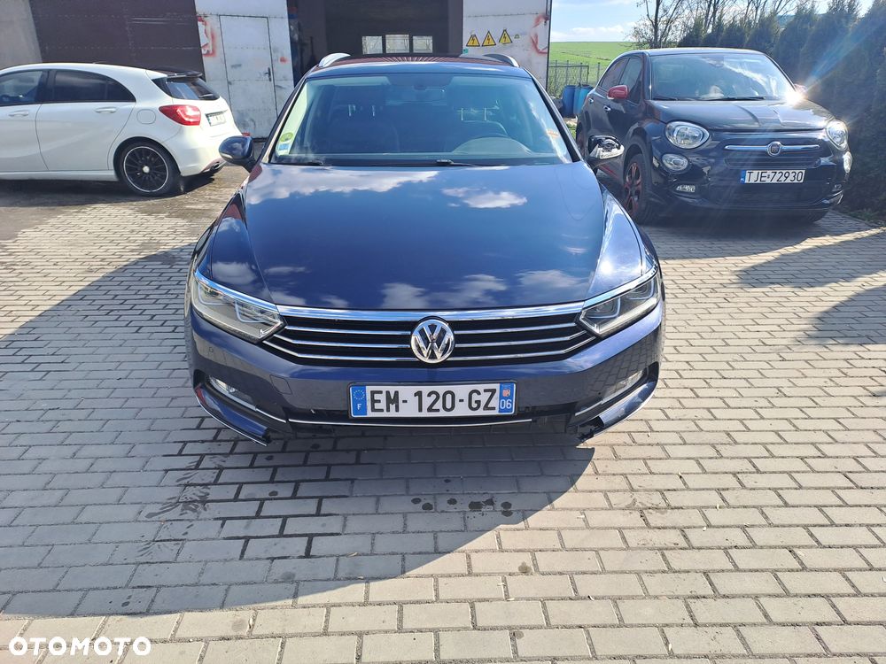 Volkswagen Passat 2.0 TDI (BlueMotion Technology) Highline - 3