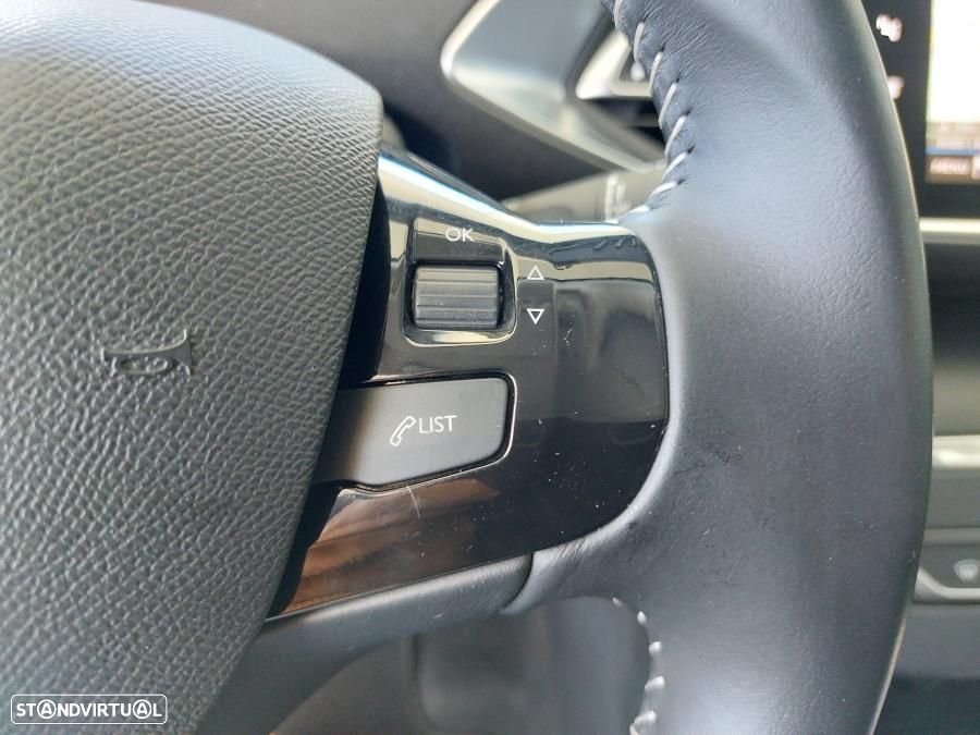 Peugeot 308 SW 1.5 BlueHDi Style - 21
