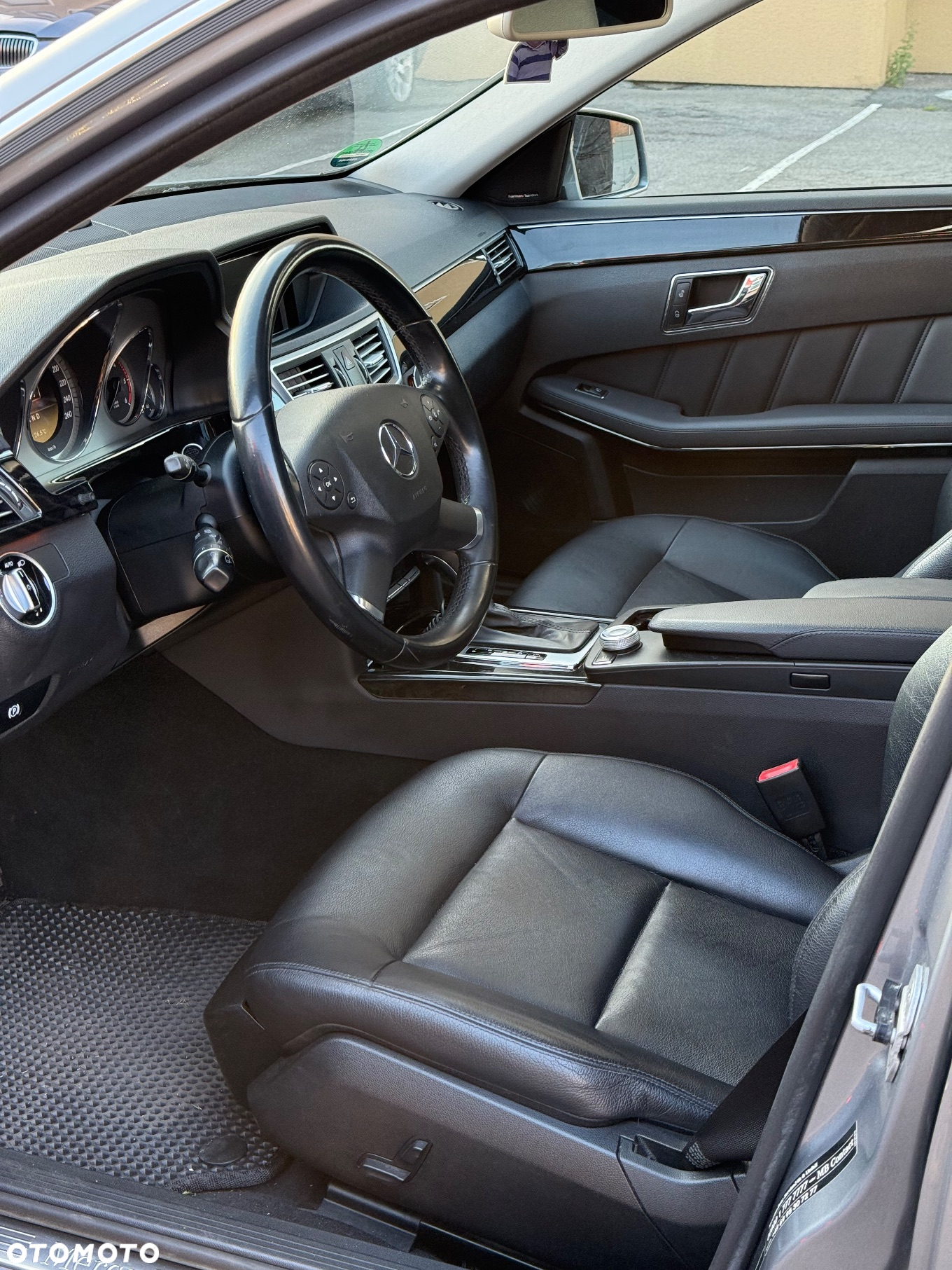 Mercedes-Benz Klasa E 250 CDI 4-Matic BlueEff Avantgarde - 8
