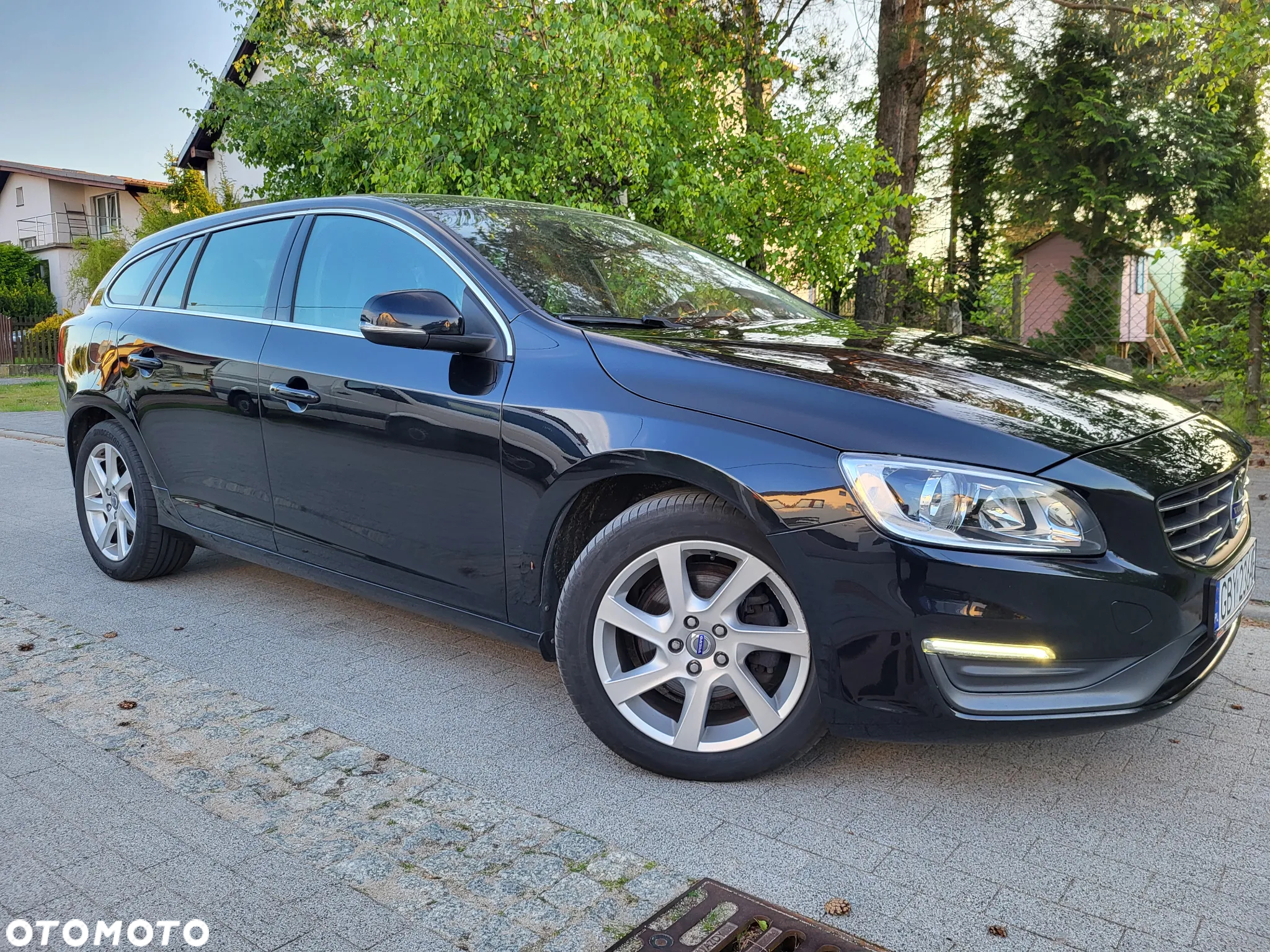 Volvo V60 D4 Drive-E Ocean Race - 13