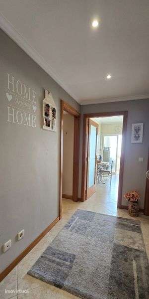 Apartamento T2 C/ Garagem - Grande imagem: 2/3