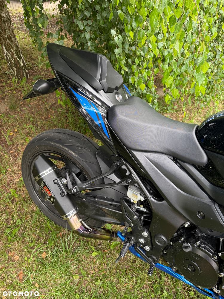 Suzuki GSX - 9