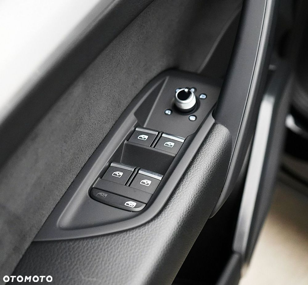 Audi SQ5 Sportback - 14