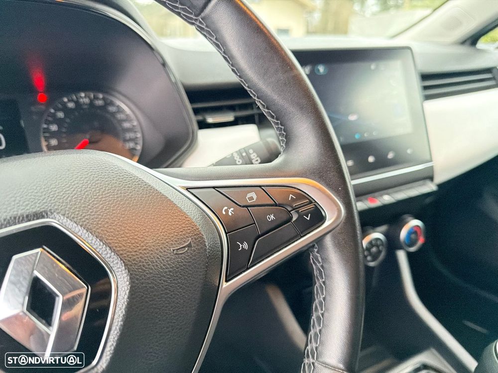 Renault Clio 1.0 TCe Evolution - 24