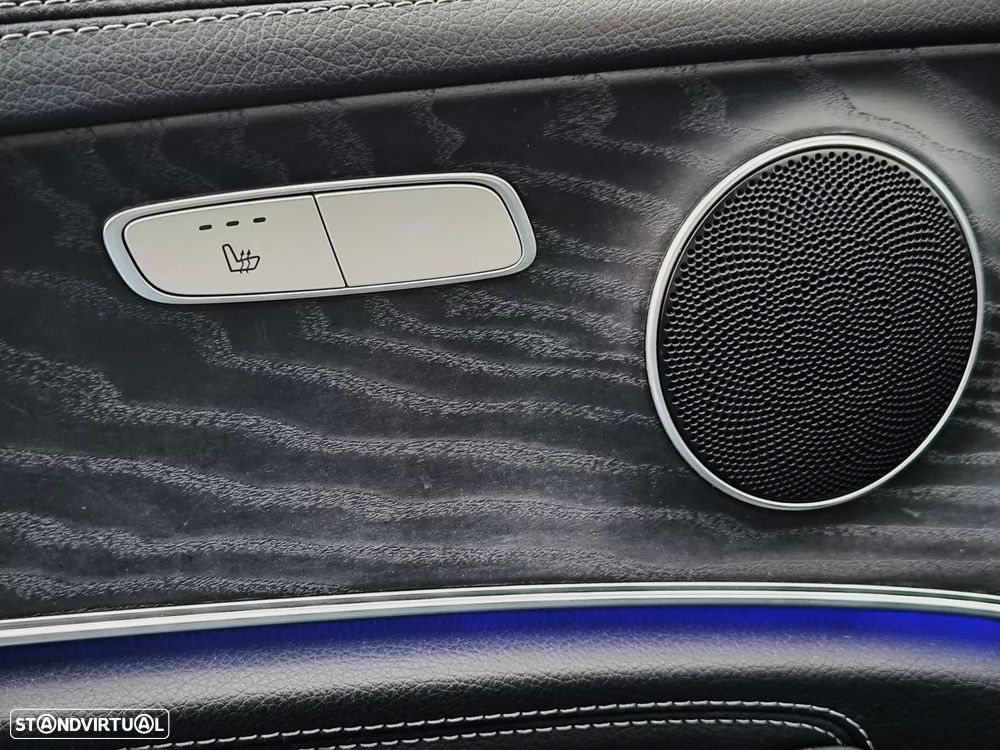 Mercedes-Benz E 300 de AMG Line - 32