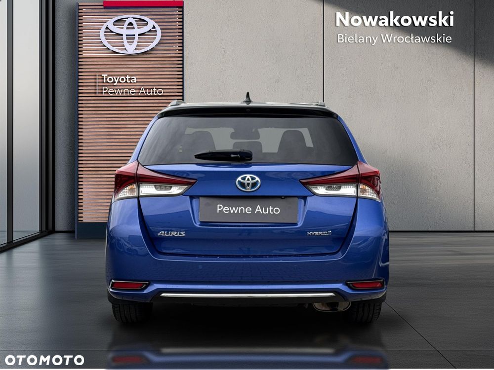 Toyota Auris Hybrid 135 Selection - 4