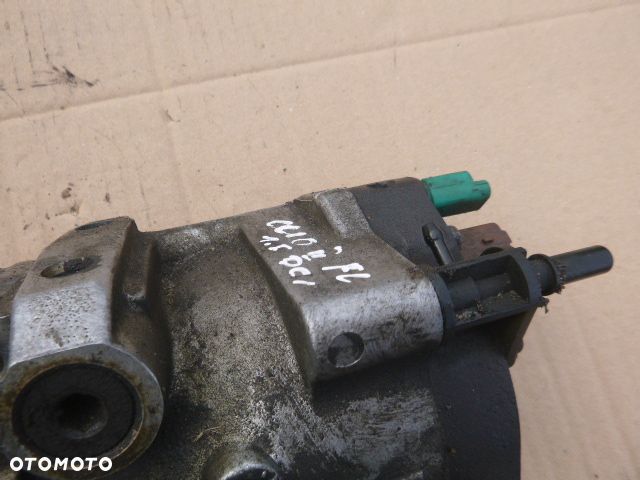POMPA WTRYSKOWA RENAULT CLIO II DELPHI R9042A014A 1.5 DCI - 6