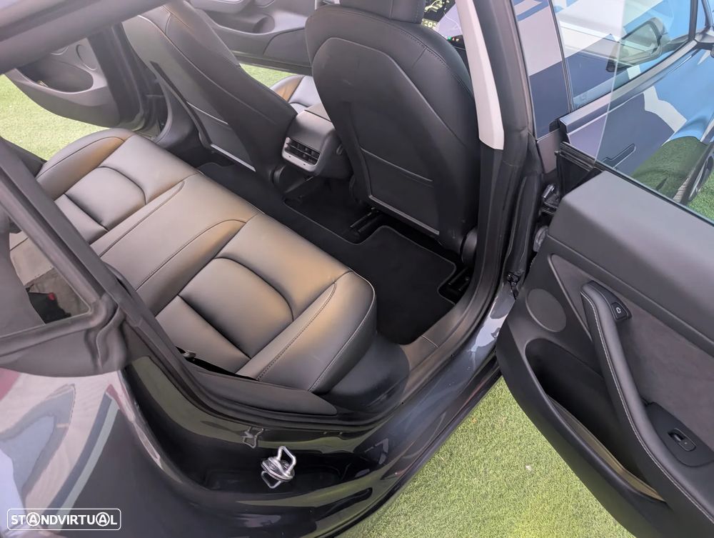 Tesla Model 3 Performance Dual Motor AWD - 12