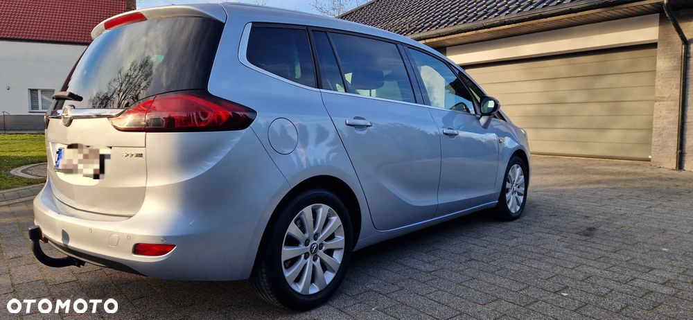Opel Zafira - 13