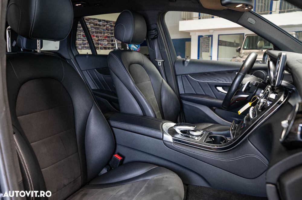 Mercedes-Benz GLC 250 4MATIC 9G-TRONIC AMG Line - 7