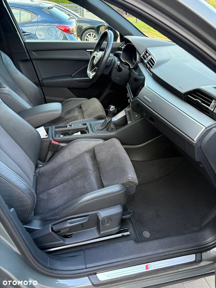 Audi Q3 40 TFSI Quattro S tronic S line - 11