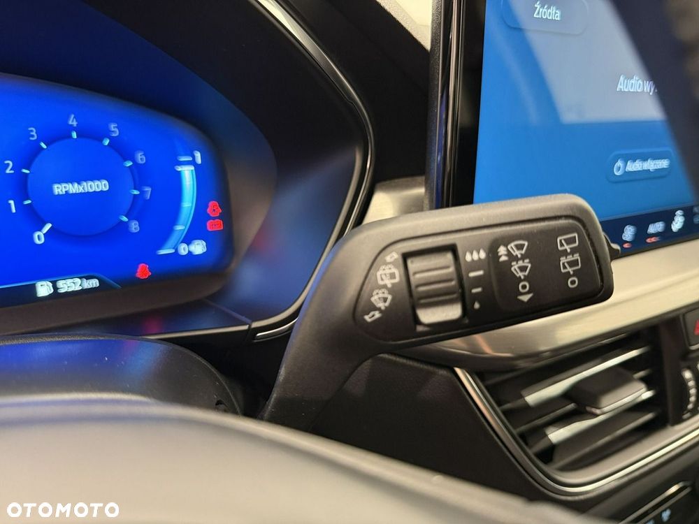 Ford Focus 1.0 EcoBoost Hybrid TITANIUM X - 25