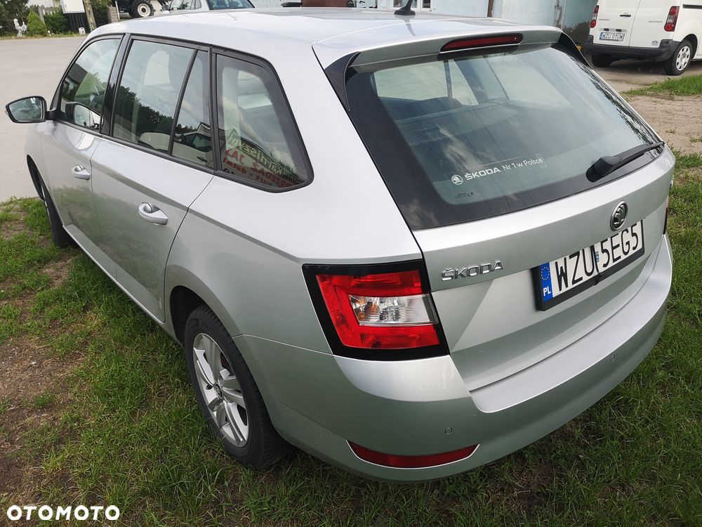 Skoda Fabia 1.0 TSI Active - 5