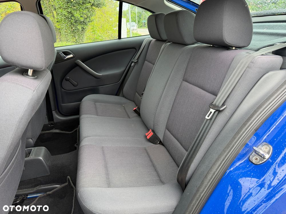 Skoda Octavia 1.6 Tour - 15