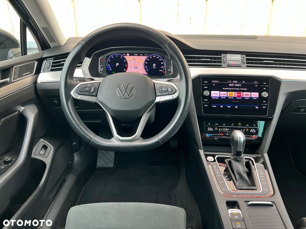 Volkswagen Passat 2.0 TSI Elegance DSG - 20