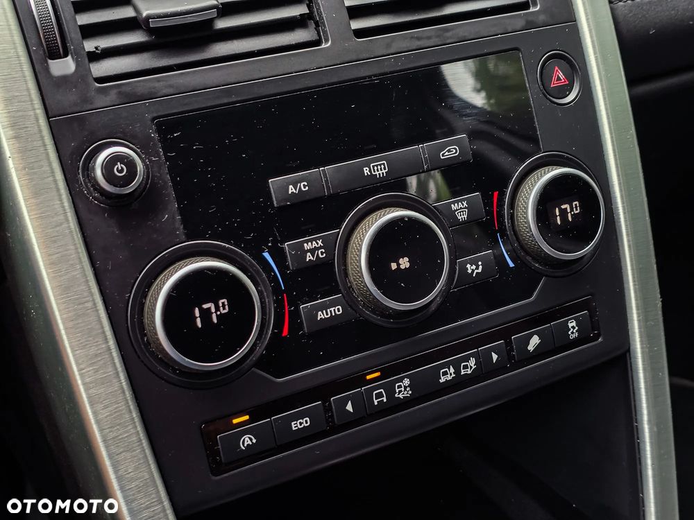Land Rover Discovery Sport - 8