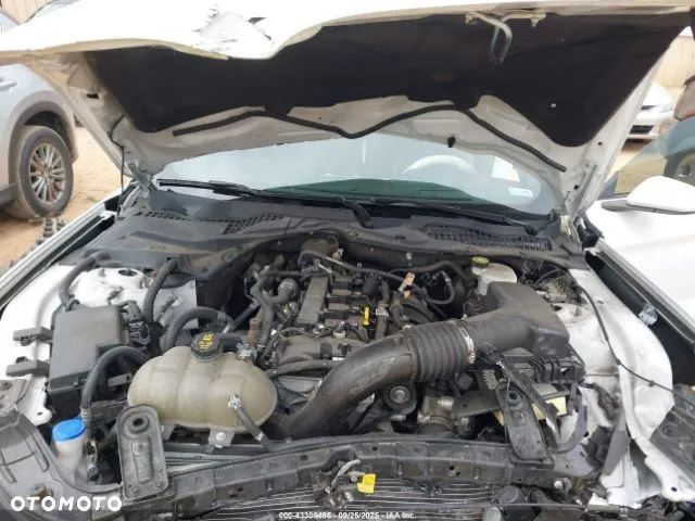 Ford Mustang 2.3 EcoBoost - 19