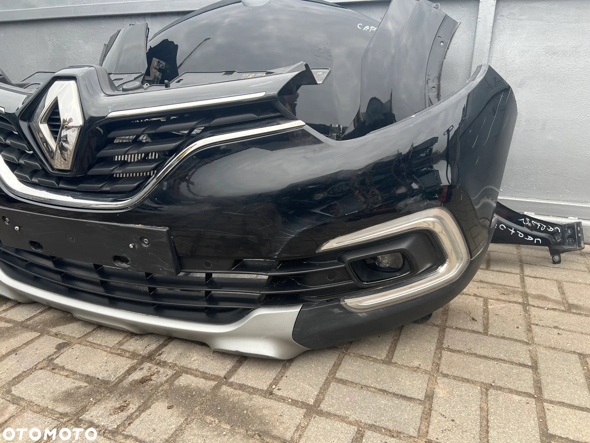 ZDERZAK MASKA LAMPY PAS PRZOD CAPTUR LIFT FULL - 3