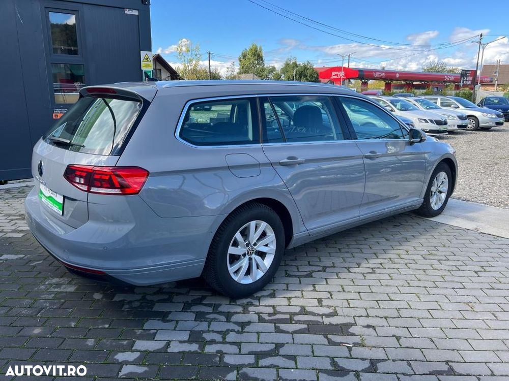 Volkswagen Passat - 5