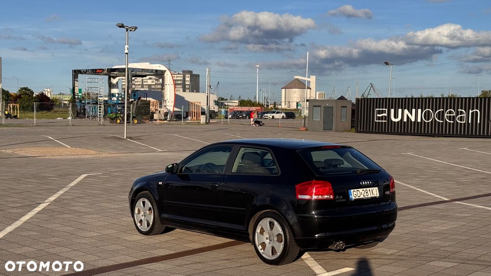 Audi A3 3-drzwiowe 2.0 TFSI quattro Ambition - 7