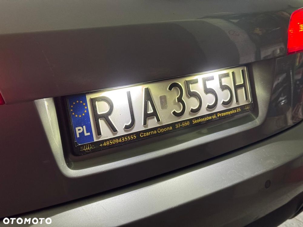Audi A4 Avant 2.7 TDI DPF - 2