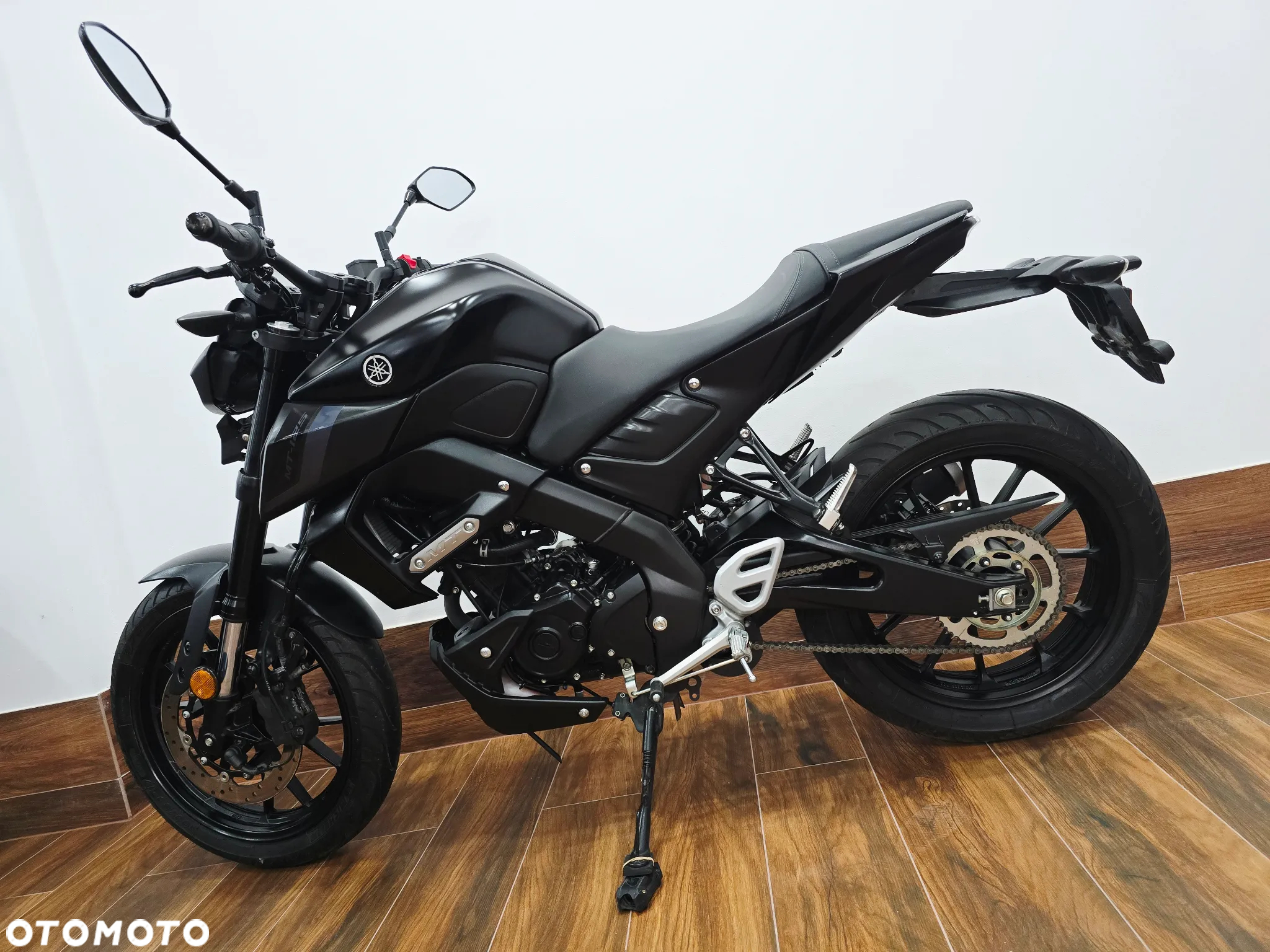Yamaha MT - 30