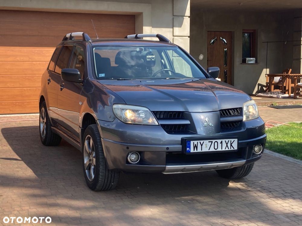 Mitsubishi Outlander 2.0 2WD Invite - 1