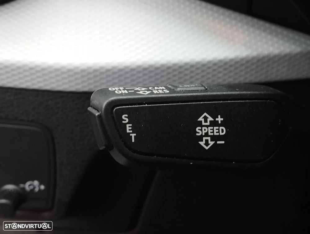 Audi Q2 30 TDI Design S tronic - 26