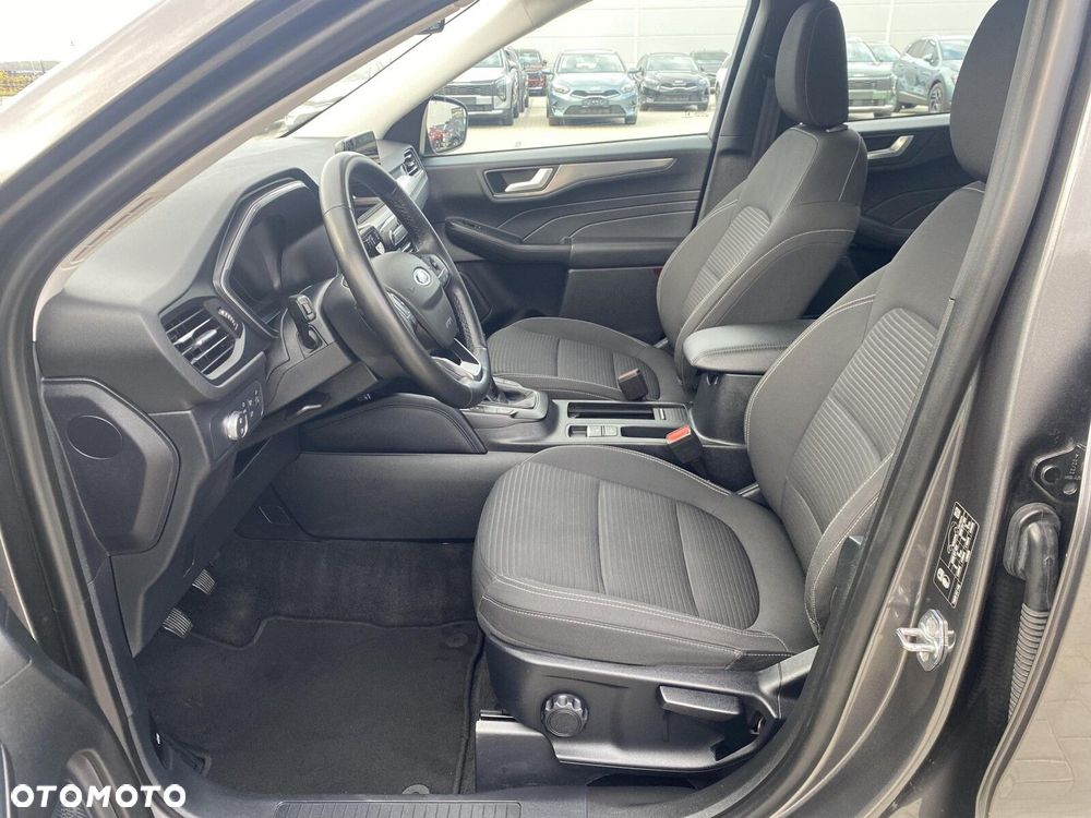 Ford Kuga - 13