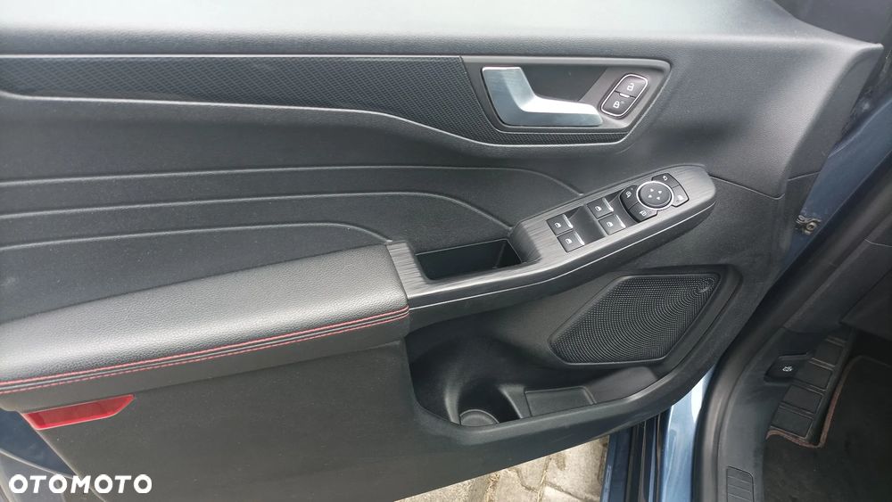 Ford Kuga 2.5 FHEV FWD ST-Line - 19