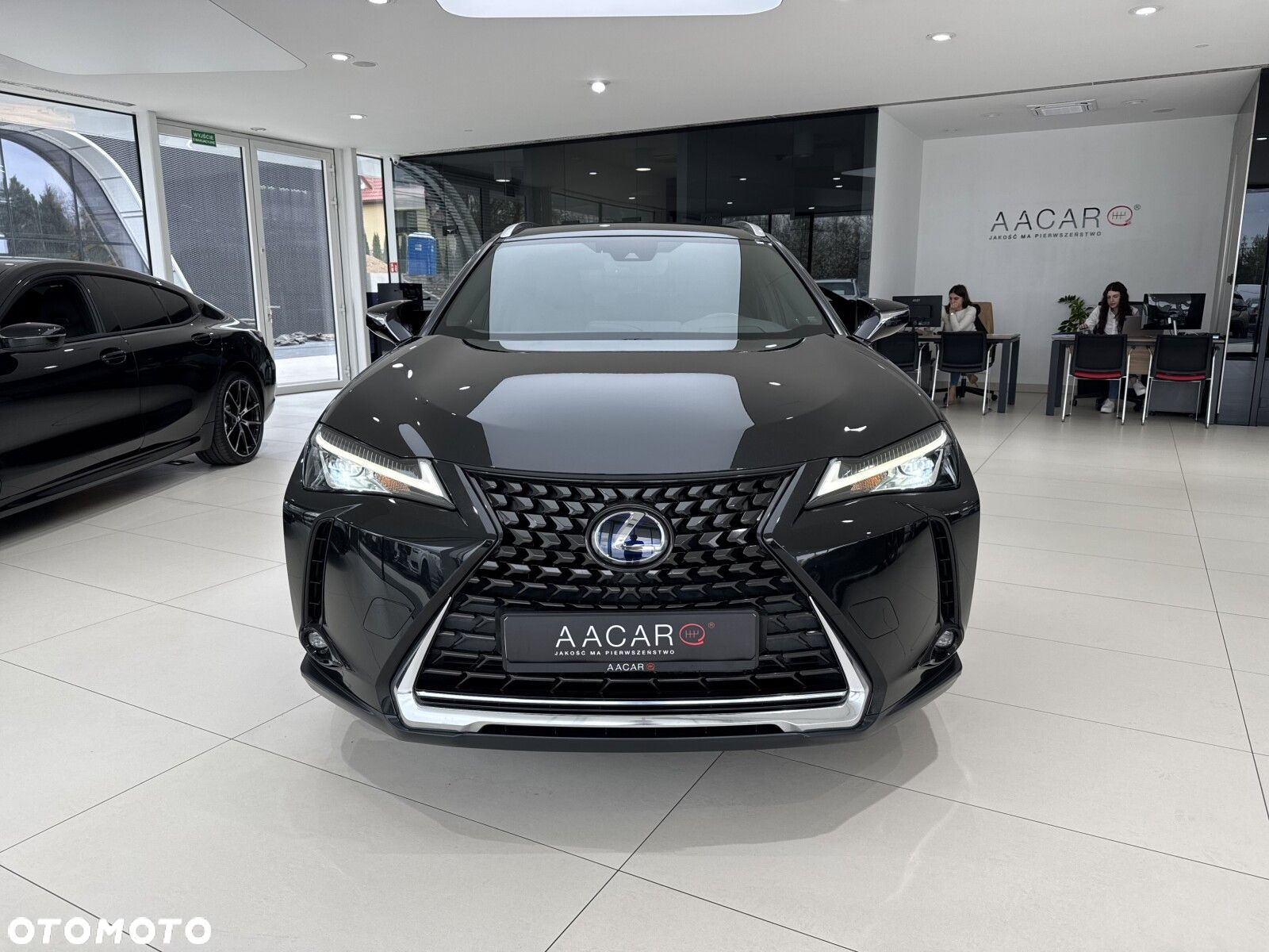 Lexus UX - 7
