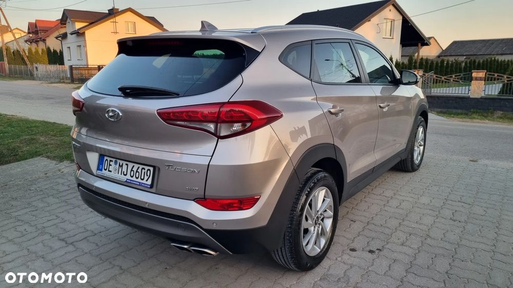 Hyundai Tucson 2.0 CRDi 4WD Automatik Passion Plus - 18