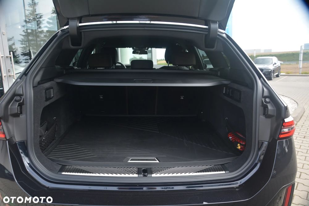 BMW Seria 5 - 22