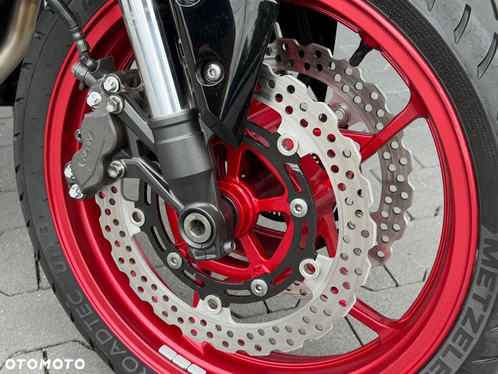 Kawasaki Z 900 - 19