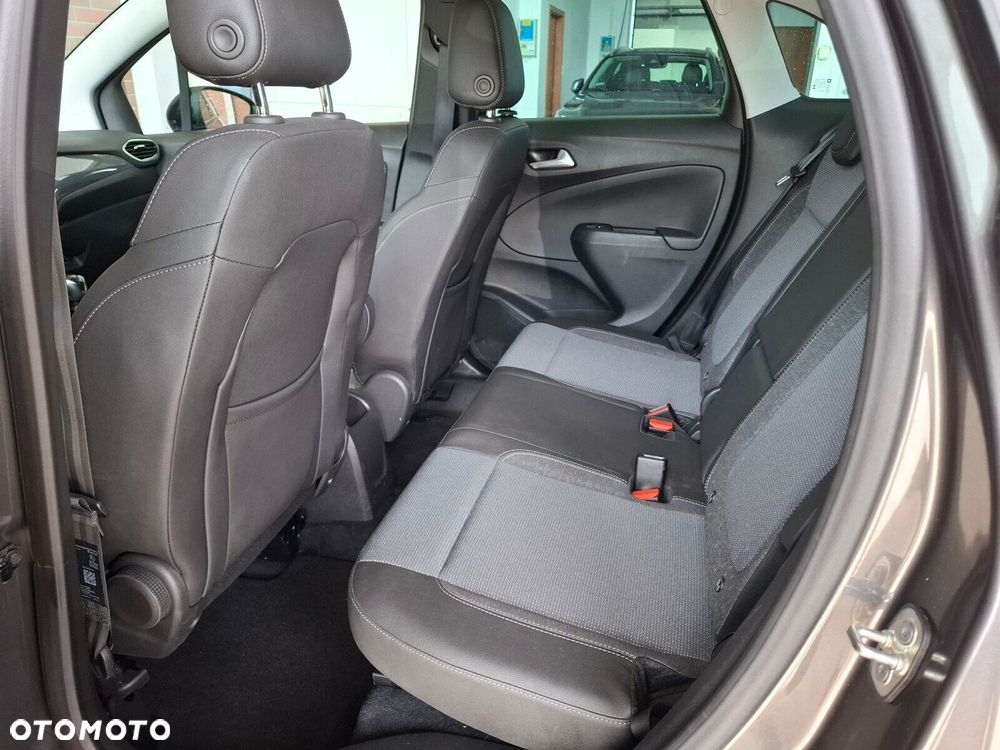 Opel Crossland X - 12
