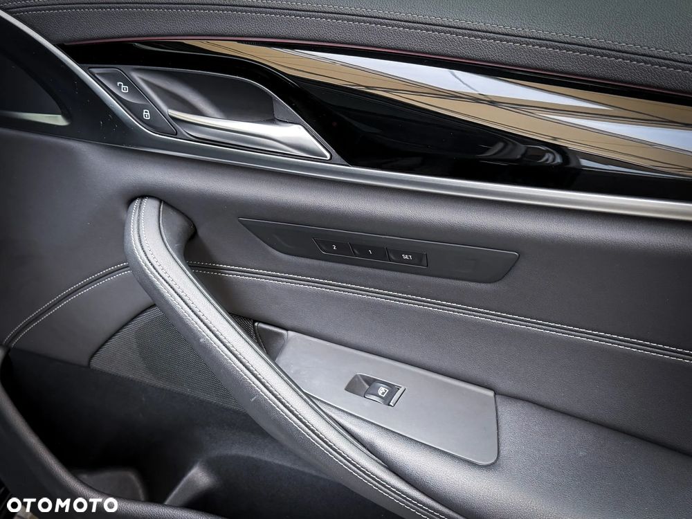 BMW Seria 5 530d Luxury Line - 27