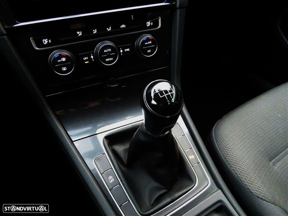 VW Golf Variant 1.6 TDi Confortline - 7