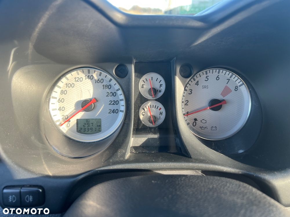 Mitsubishi Outlander 2.0 Turbo 4WD - 17