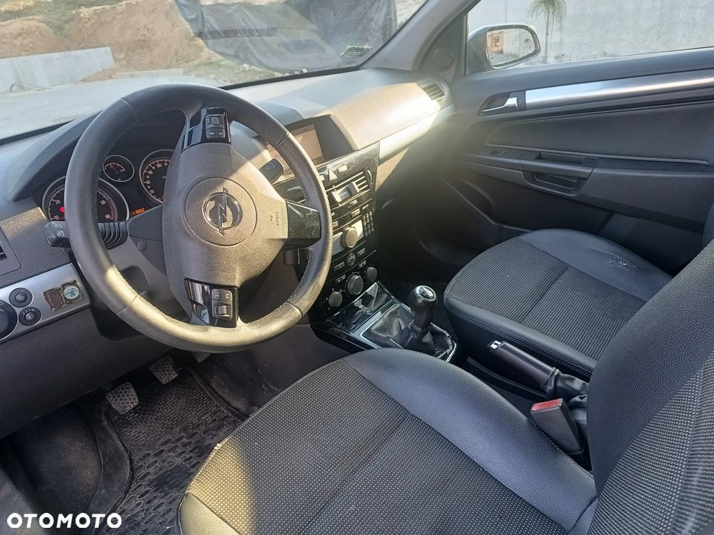 Opel Astra 1.7 CDTI DPF Design Edition - 5