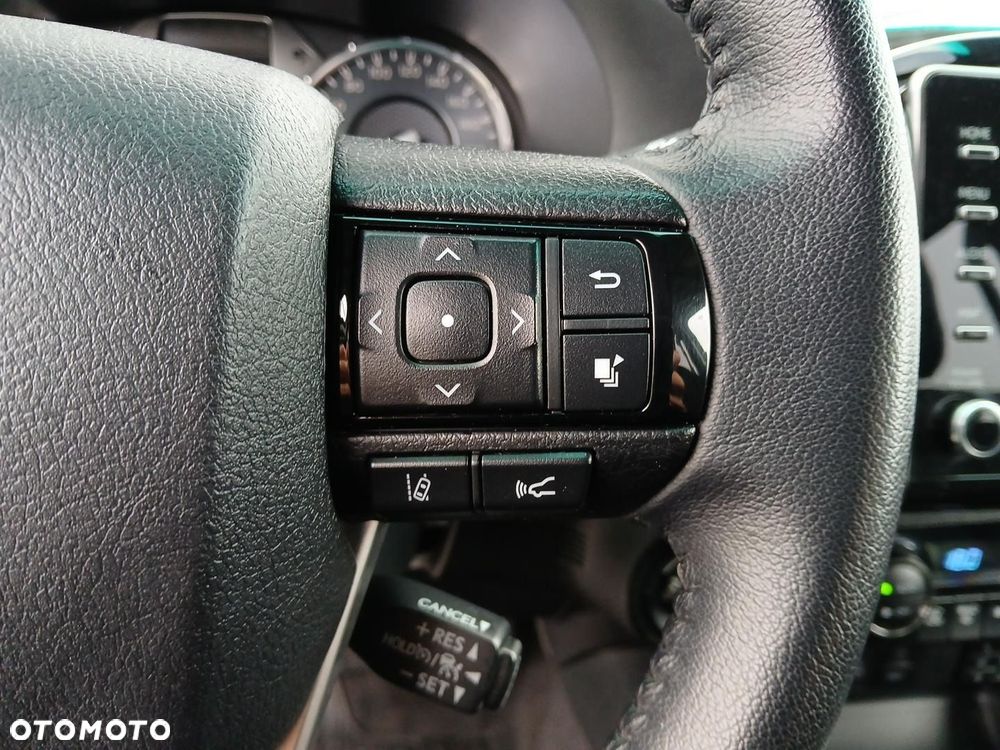 Toyota Hilux 2.8 D-4D Double Cab SR5 4x4 - 34