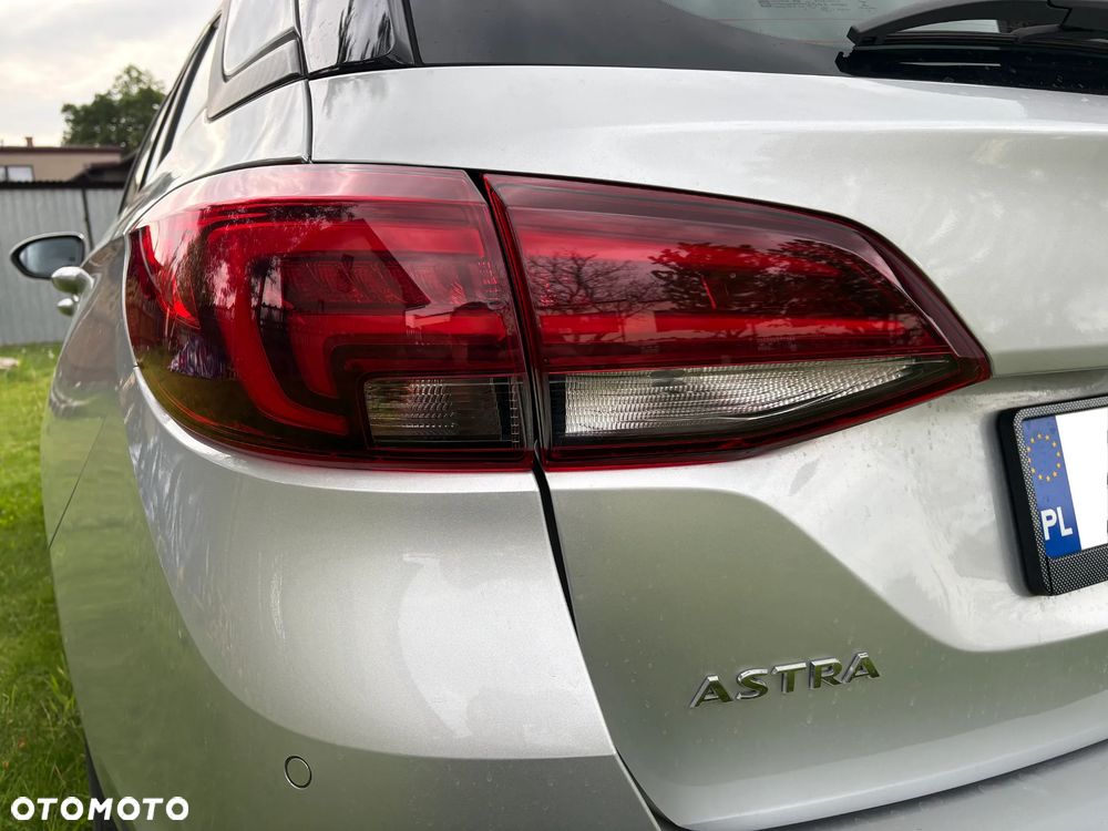 Opel Astra 1.6 CDTI Enjoy S&S - 9