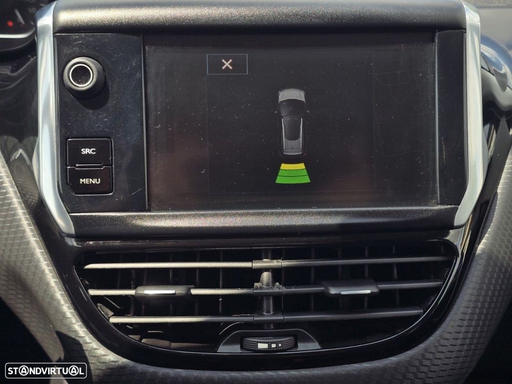 Peugeot 2008 1.2 PureTech Allure - 26