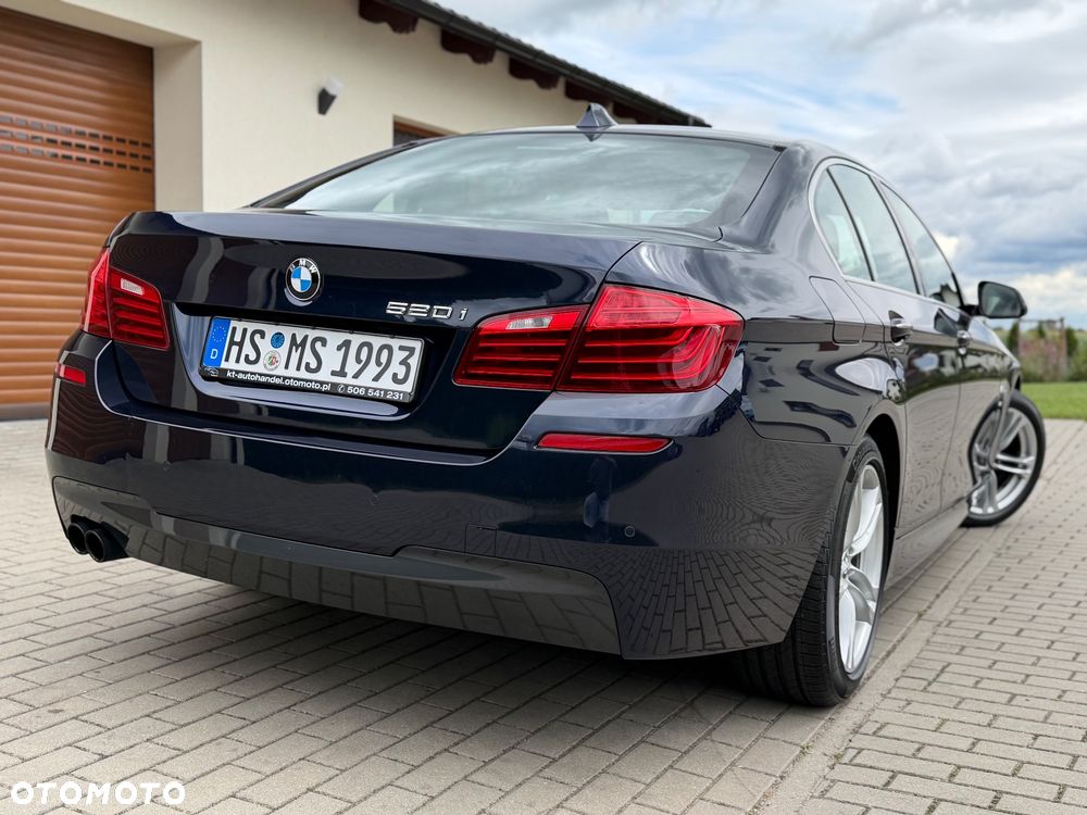 BMW Seria 5 520i Sport-Aut - 3