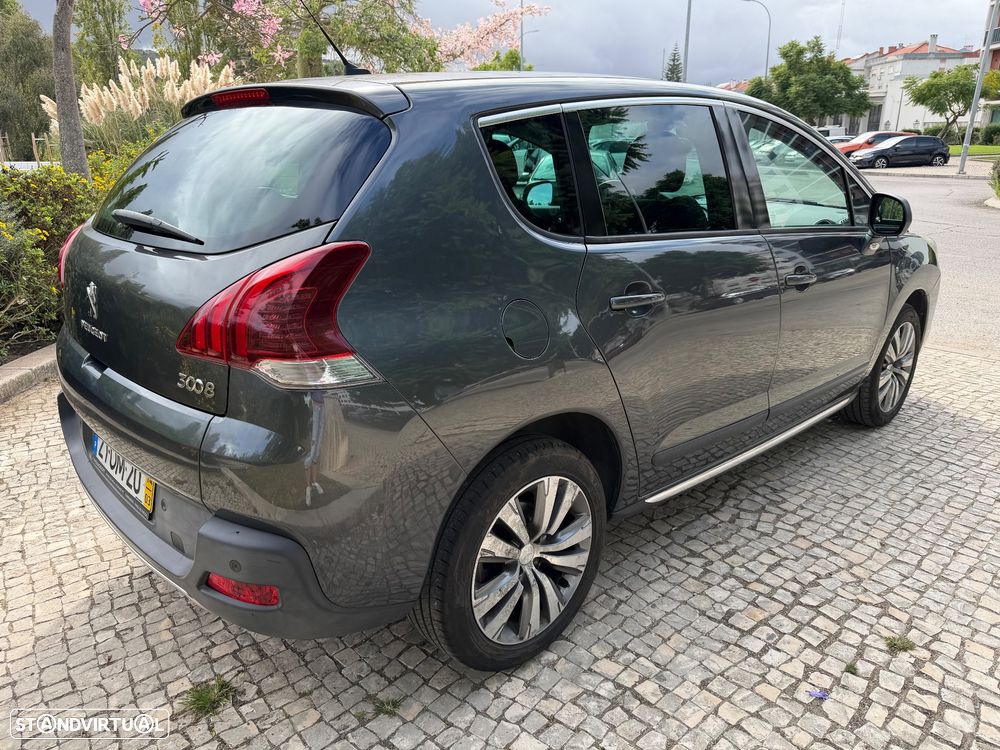 Peugeot 3008 1.6 HDi Style - 2