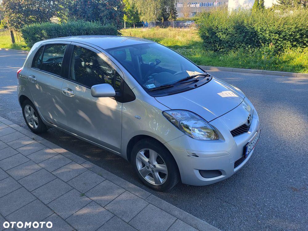 Toyota Yaris - 3