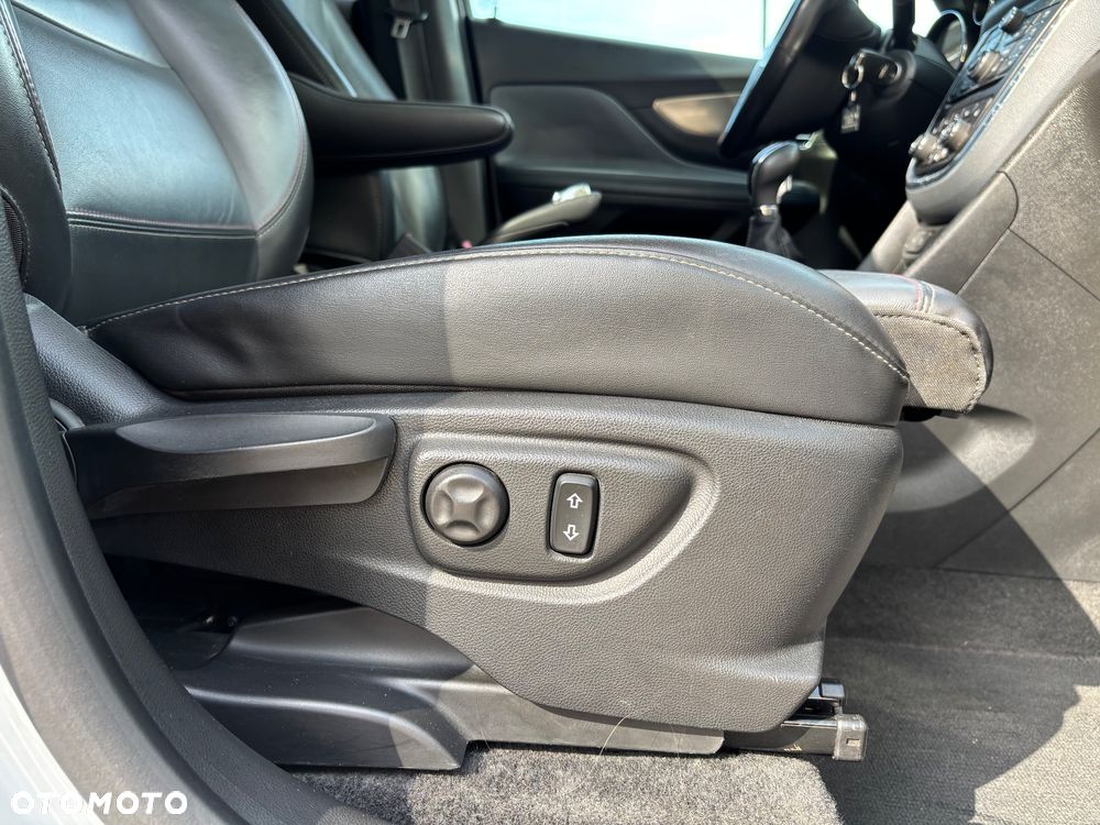 Opel Mokka 1.7 CDTI Cosmo S&S - 26