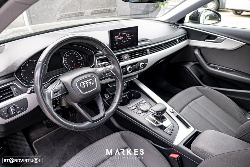 Audi A4 Avant 35 TDI Design S tronic - 11