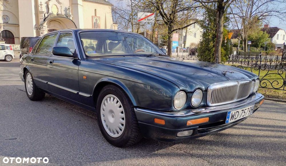 Jaguar XJ - 3